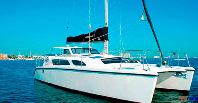 cancun sailboats